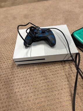 Xbox One S White Console with Blue Camouflage Wired Controller